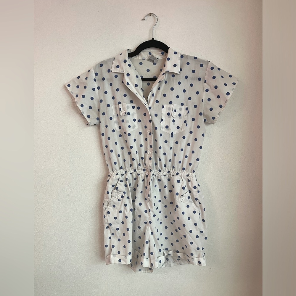 Vintage 80s/90s button up romper in white with blue polka dots